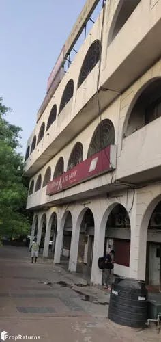 Preleased
                      Bank in LSC Madangir, South Delhi, Delhi