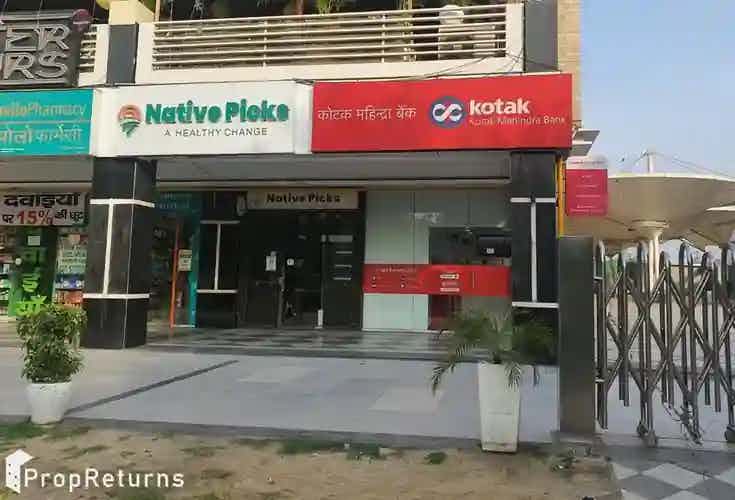 Preleased Bank in Sector 12, Dwarka, South West Delhi, Delhi